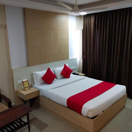 Hotel Geo Bangalore Luaran gambar