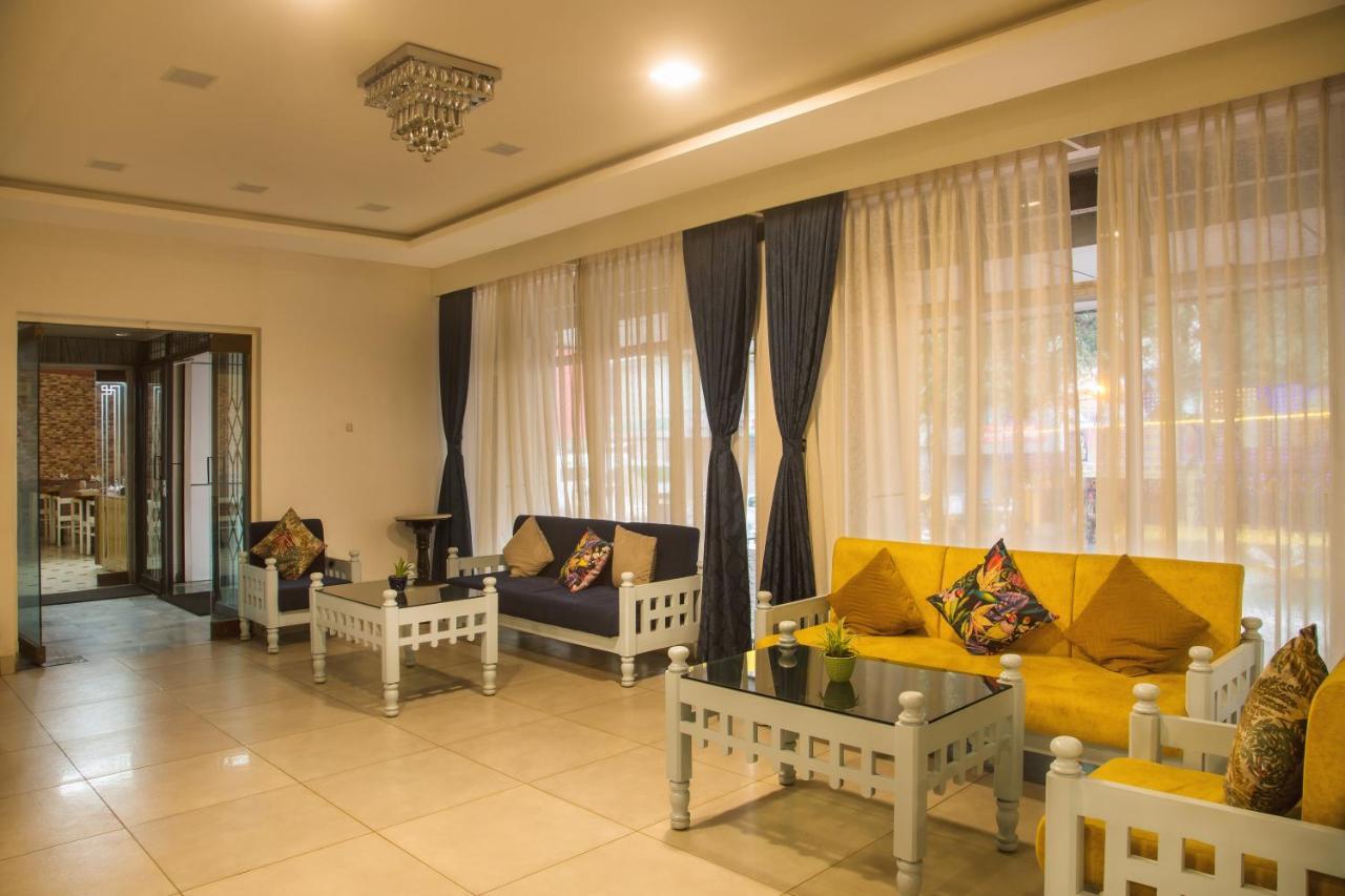 Hotel Geo Bangalore Luaran gambar